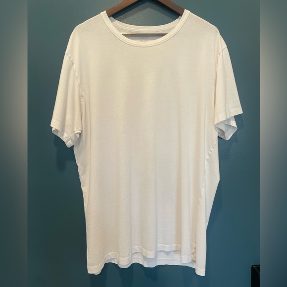 Uniqlo Other - Uniqlo AIRism Short Sleeve XL